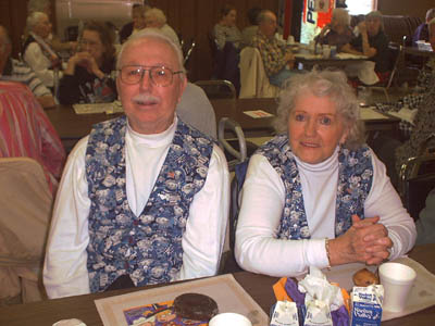 antioch_senior_center_103101_59.JPG 34.9K